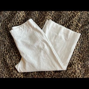 Ann Taylor factory white wide leg cropped pants size 12